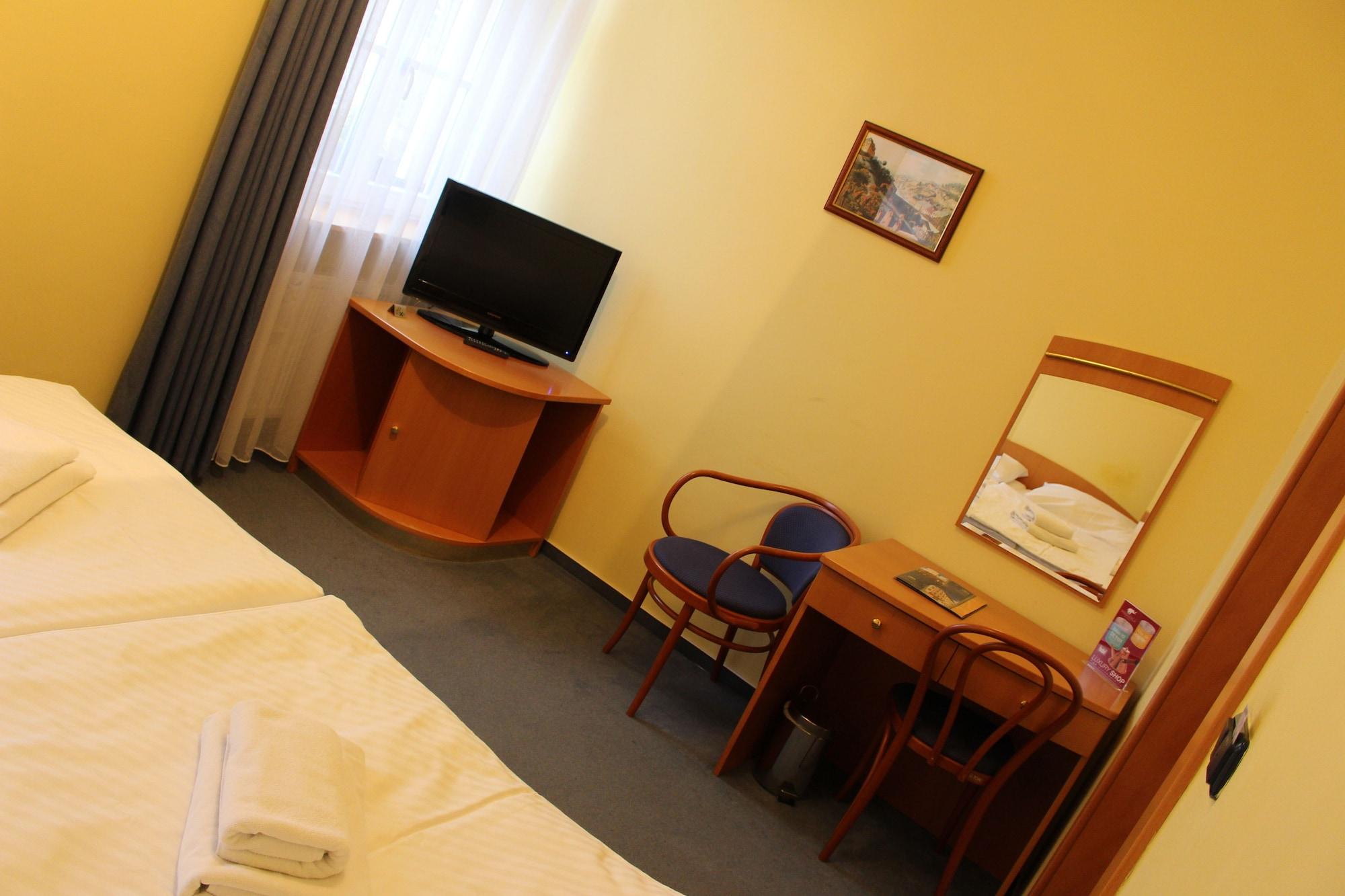 Hotel Ruze Karlovy Vary Luaran gambar